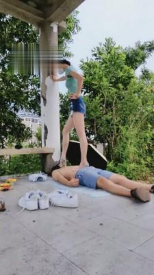 【暴力美学】户外高跟全体重踩踏 bf1880