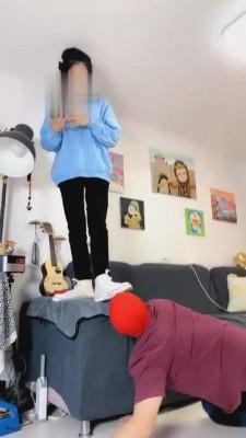 【小刚几】素人脏高帮帆布鞋羞辱狗 bf1879