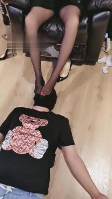 【宇婉莹】推荐-双S模特-高跟虐舌头 bf1959