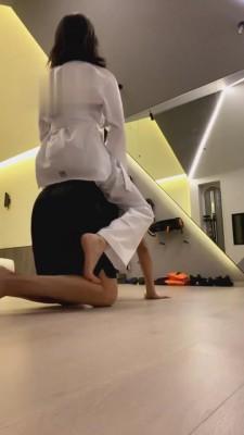 【上海糖糖老师】跆拳道学员暴力踢踹 bf2036