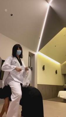 【上海糖糖老师】跆拳道学员暴力踢踹 bf2036