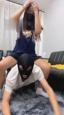 【涵涵】御姐白袜羞辱弟弟 bf2116