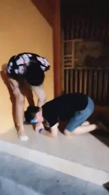 【梵高】平底鞋路人美女开发 bf2132