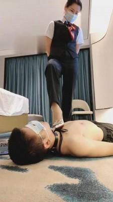 【芒果】喜欢闻臭丝袜/坐脸的狗 bf2307