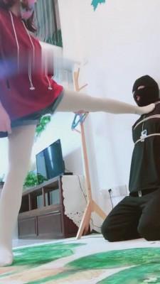 【小劳拉】五花大绑暴力虐打 bf2335