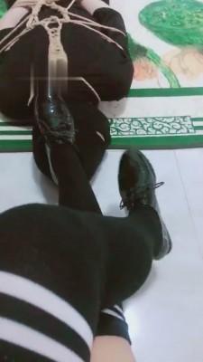 【小劳拉】捆绑起来做人体家具 bf2334