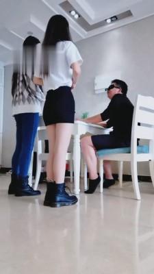 【猫神大人】绑架威胁老板-踩踏坐脸 bf2295