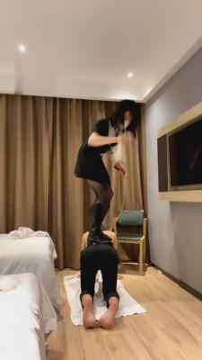 【上海糖糖老师】御姐欺负小奶狗 bf2393