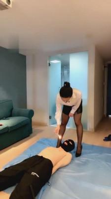 【冷颜】秘书正装黑丝高跟玩弄萌新 bf2343