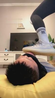 【茹雪】坐脸窒息/喂食/深喉 bf2341