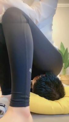 【茹雪】坐脸窒息/喂食/深喉 bf2341