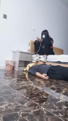 【与精神小妹的那些事】素人纯暴力踢踹踩 bf2581