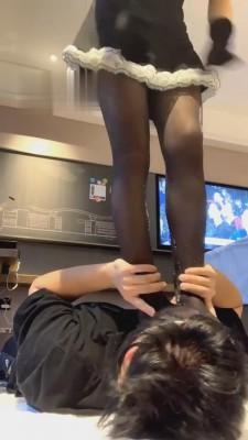 【小公主】黑丝御姐重度脚耳光-鞭打 bf2507