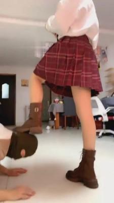 【小刚几】惩罚喜欢被虐待的邻居 bf2582