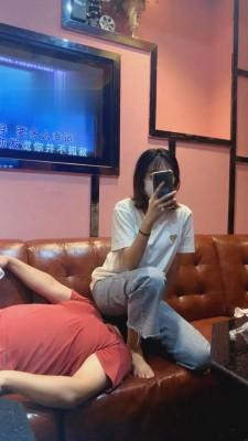 【丞丞】KTV公开处刑双狗 bf2531