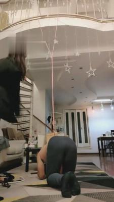 【丫丫啊】吊绑暴力虐待出气筒 bf2561