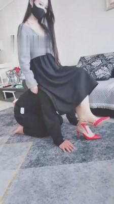 【猫神大人】御姐重度耳光专场 bf2551