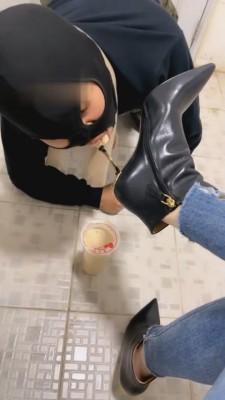 【安主】卫生间极度羞辱厕奴 bf2670