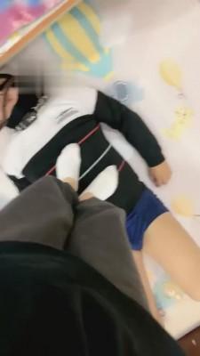 【曦晨】逛街后原味船袜臭脚羞辱【续集】 bf2754