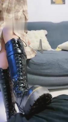 【Q月S】素人小姐姐重度耳光专场 bf2712