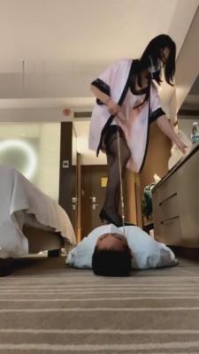 【上海糖糖老师】御姐黑丝羞辱狗 bf2828