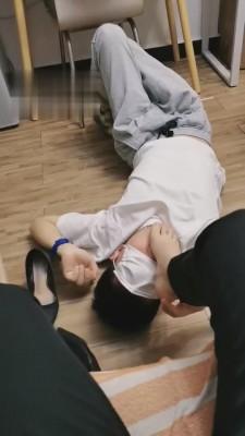 【梵高】丝袜酸奶+口水-御姐销售进一步开发 bf3303