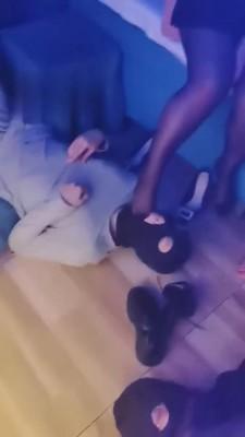 【糖糖】技师喂客人喝圣水 bf3309