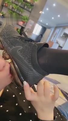 【歌迪丝】小三母狗带狗儿子一起做狗【上】 bf3281