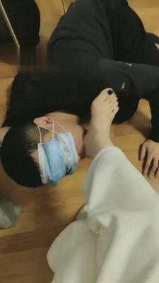 【文文文】白袜窒息-腿绞-深喉 bf3386