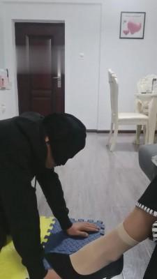 【凌魂小魔女】羞辱圈养家奴全过程 bf3362