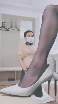 【济南may】火车司机五花大绑被虐待 bf3365