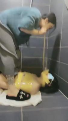 【逗逗】呕吐物羞辱喂食专场 bf2876