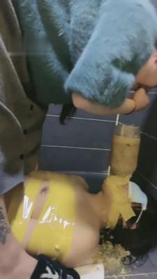 【逗逗】呕吐物羞辱喂食专场 bf2876
