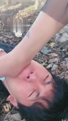 【逗逗】小树林里深喉专场 bf3093