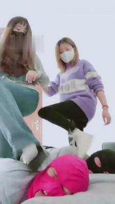 【美离子】推荐-暴改素人-指导00后原味调狗 bf2992