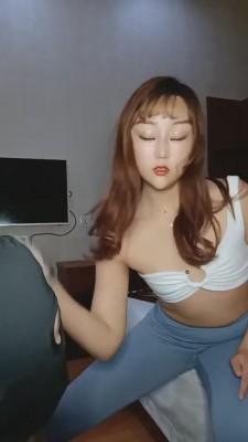 【莉娜】漂亮姐姐耳光踩踏窒息 bf3332