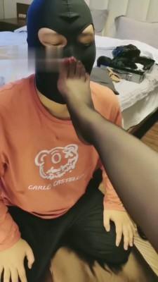 【冰城】长靴黑丝踢裆玩狗 bf3051