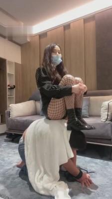 【番番奶奶】掐脖子窒息-皮带暴打 bf3188