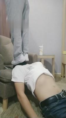 【晨希】运动后原味白袜脏鞋羞辱狗 bf3189