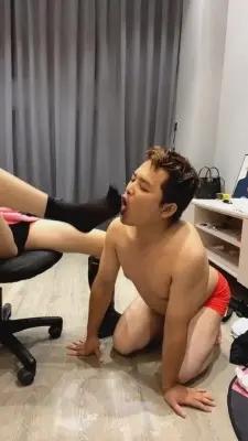 【弯弯小阿姨】大皮靴伺候-香蕉喂食-酸奶保养 G-210709-19