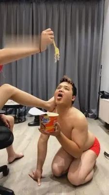 【弯弯小阿姨】大皮靴伺候-香蕉喂食-酸奶保养 G-210709-19