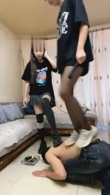 【昕昕】腿绞-双S-踩踏/鞭打/咀嚼物/口水/深喉/舔鞋底G-210709-21