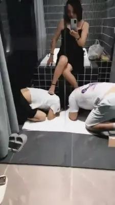 【乐爷】江景酒店调教-浴缸羞辱双奴 G-210712-8