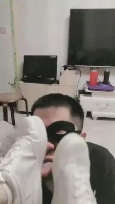 【文文文】伺候素人小姐姐-白袜裸足深喉 G-210714-31