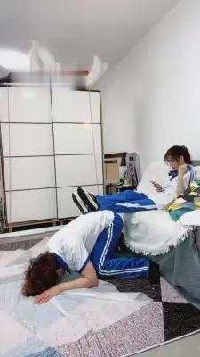 【芷晴】推荐-学生服帆布鞋虐舔狗学长【完整版】 G-210718-21