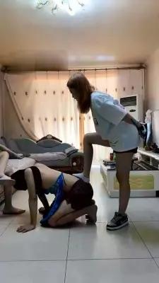 【昕昕】大街上拽回来调教 G-210719-21