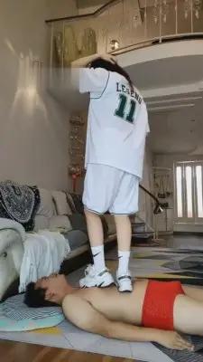 【丫丫啊】运动风女神各种全体重踩踏 G-210722-15