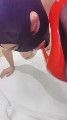 【冰姬女王】贱货跑到黑丝脚下来犯贱 G-210725-4