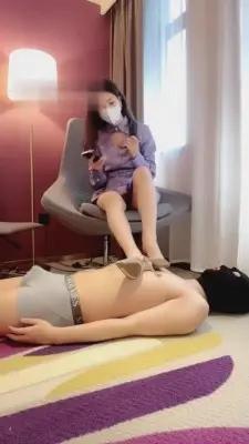 【禾末】暴力踩踏/坐脸窒息/超狠踢踹 G-210725-16