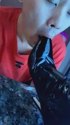 【三三】KTV长靴踩踏调教 G-210727-2